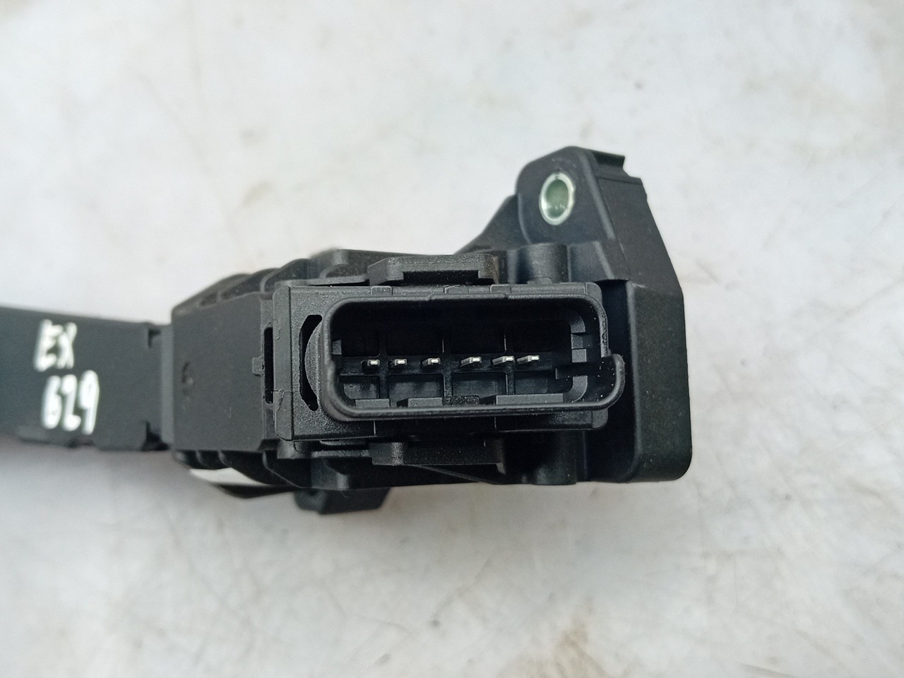 Pedal acelerador OPEL Corsa F Imagem-2
