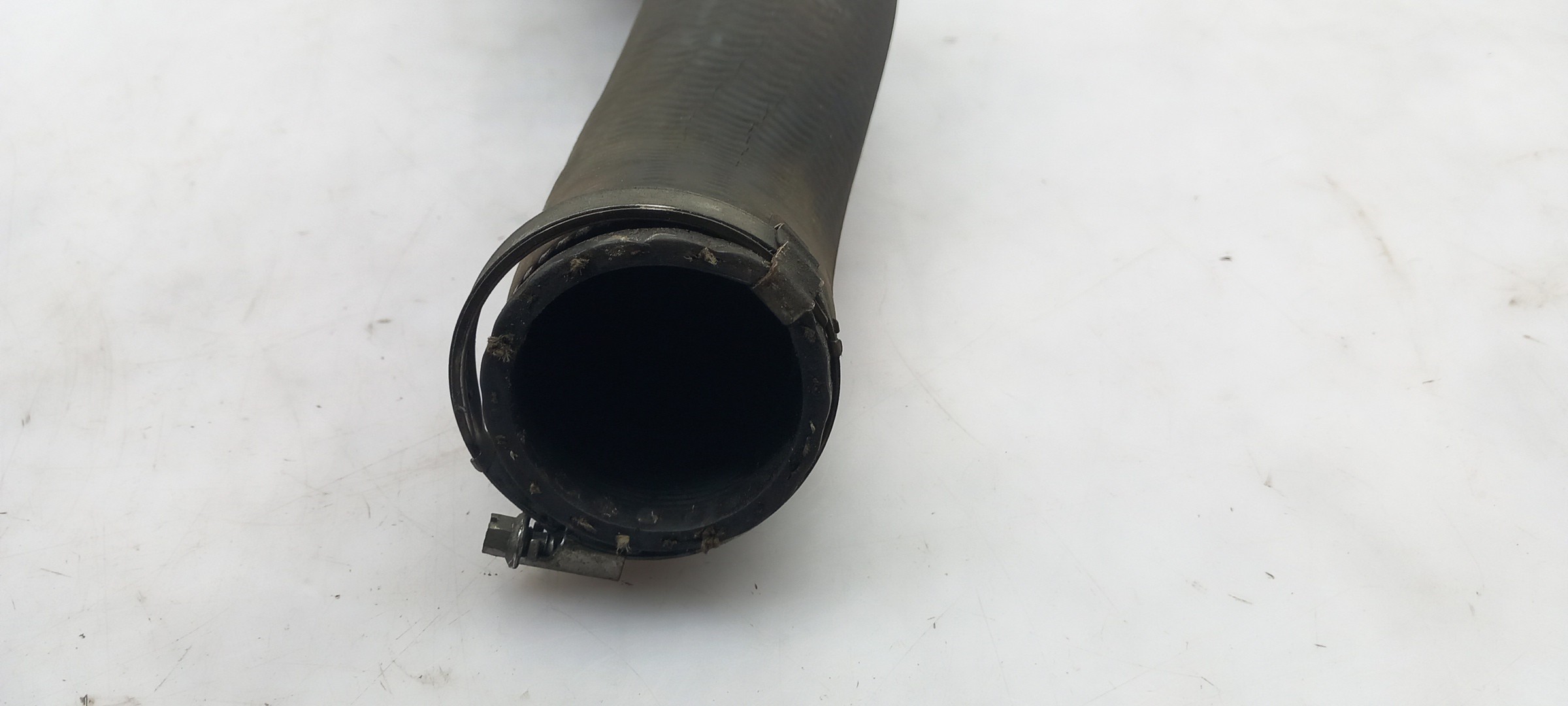 Tubo intercooler VOLVO V40 Hatchback Imagem-1