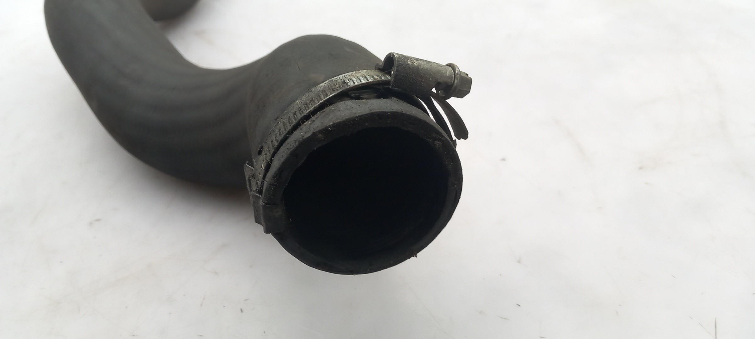 Tubo intercooler VOLVO V40 Hatchback Imagem-2