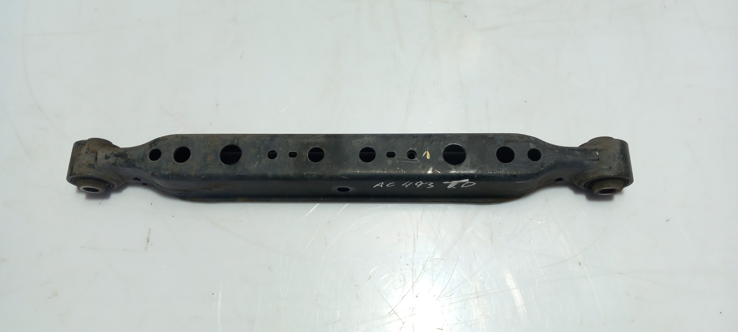 Left front suspension arm