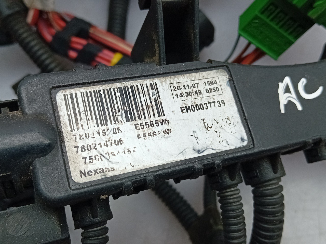 Instalação elétrica do motor / cablagem do motor BMW 1 (E81) Imagem-2