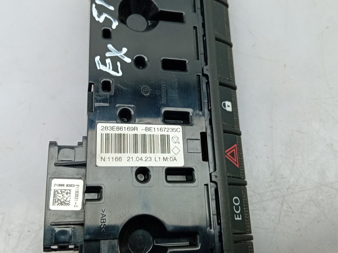 Botão / interruptor 4 piscas RENAULT Zoe (BFM_) Imagem-2