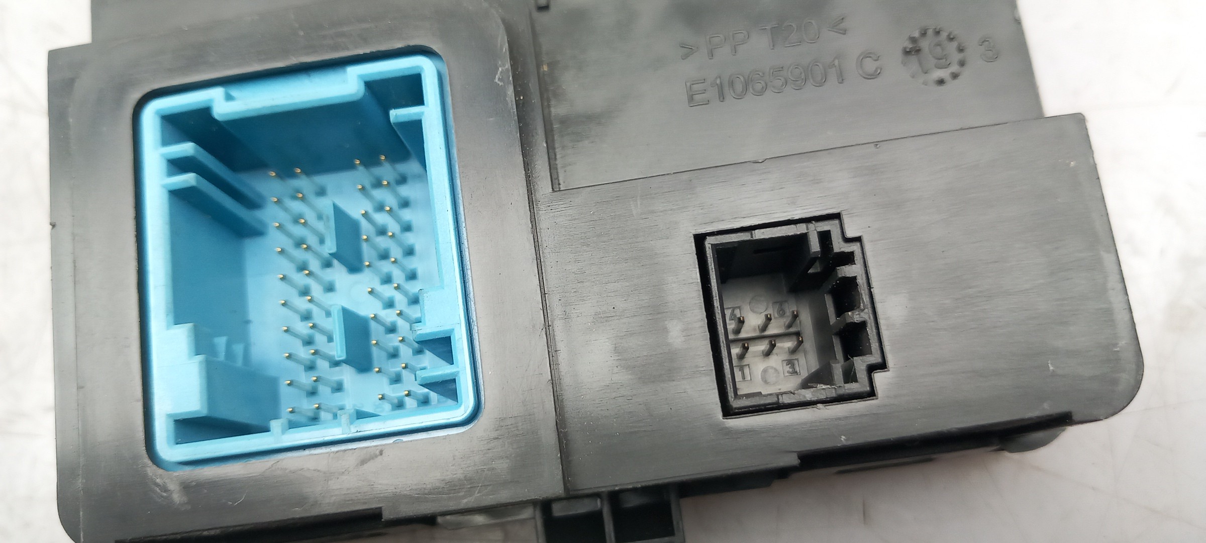 Module générique CITROËN C3 III (SX) Imagem-2