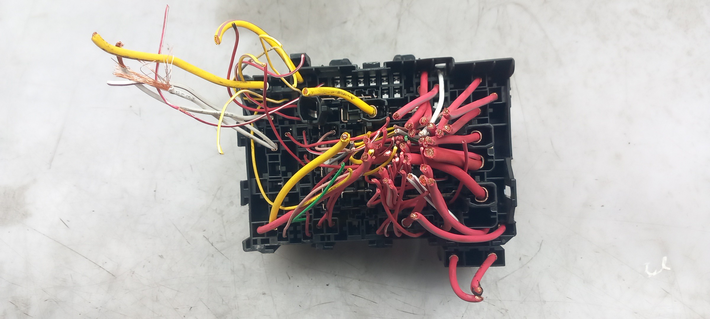 Fuse box / SAM / BSI RENAULT Zoe (BFM_) Imagem-1