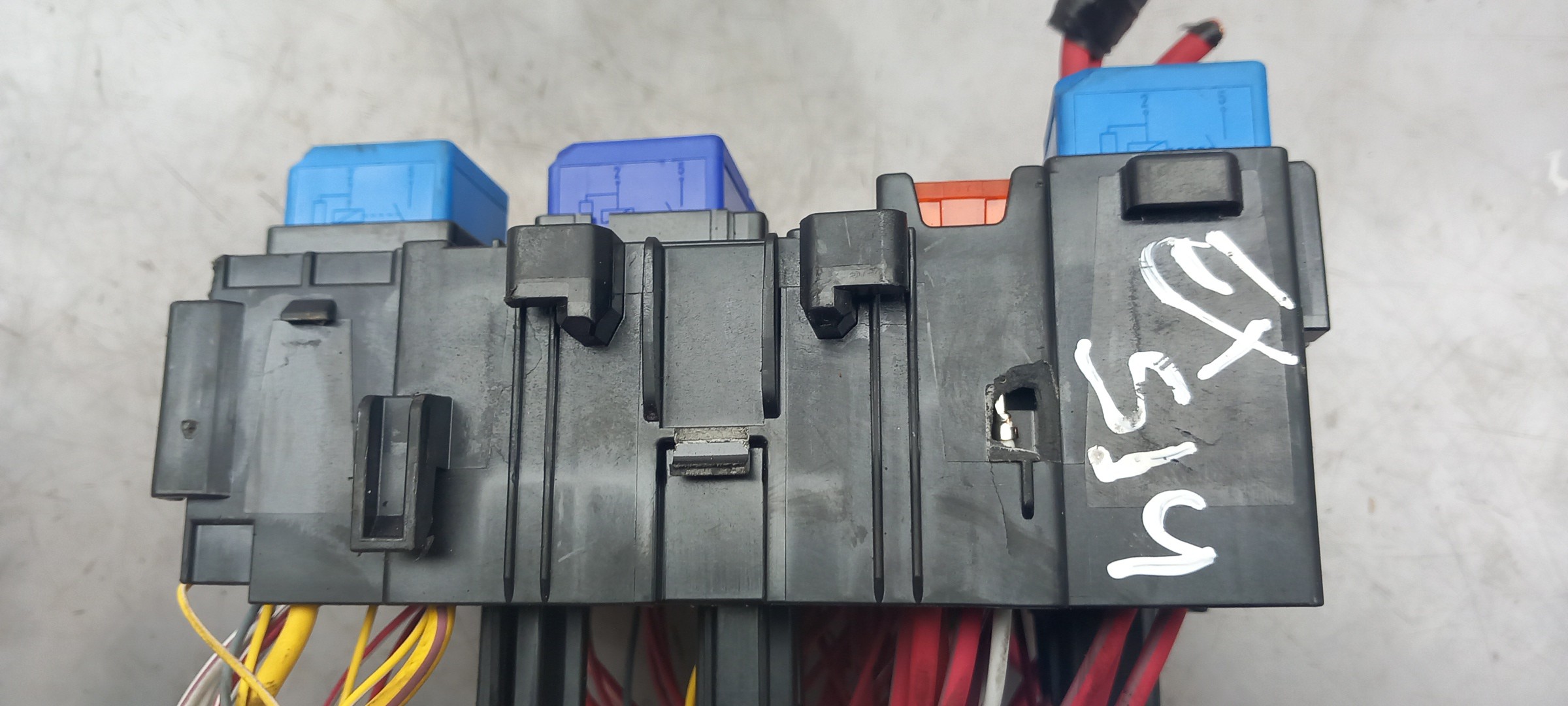 Fuse box / SAM / BSI RENAULT Zoe (BFM_) Imagem-2