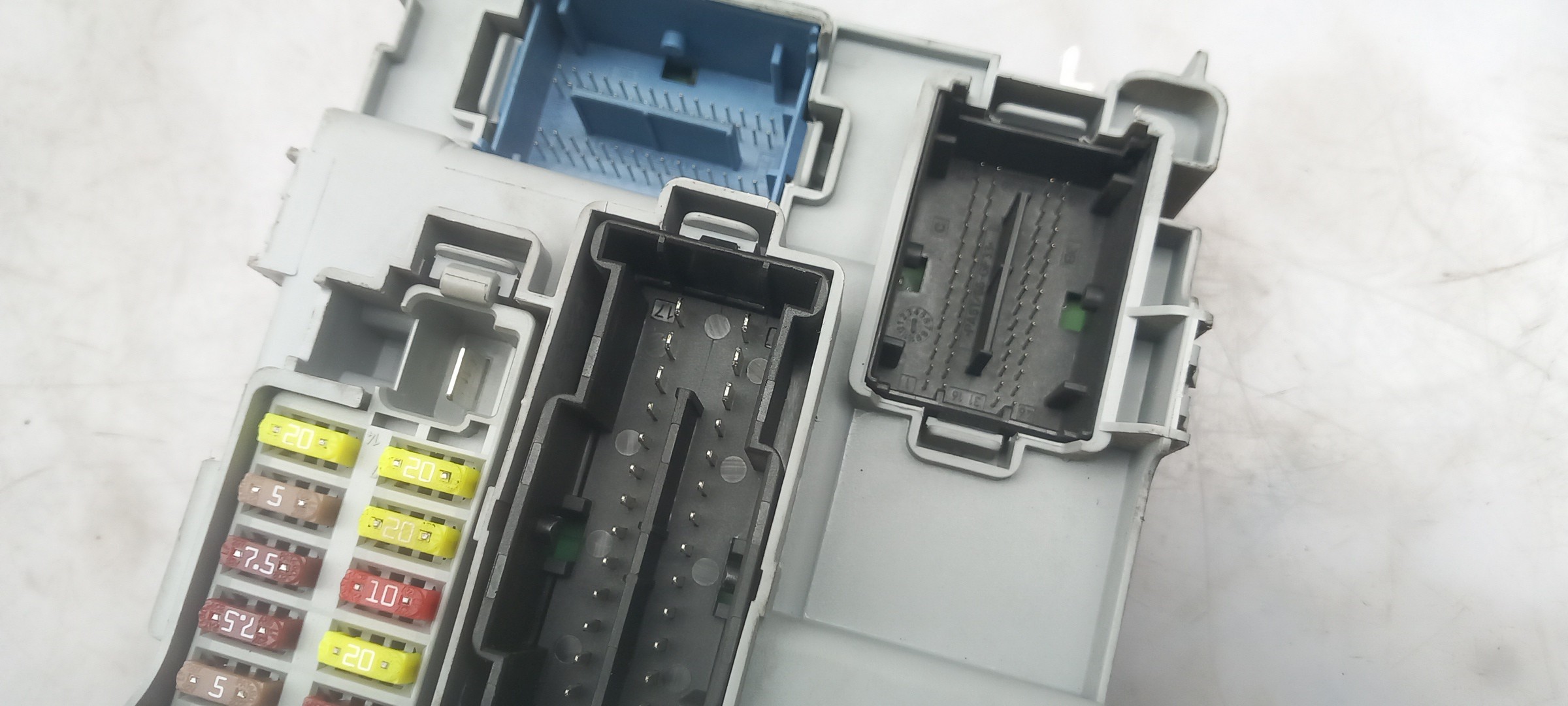 Fuse box / SAM / BSI FIAT Panda (312_, 319_) Imagem-3