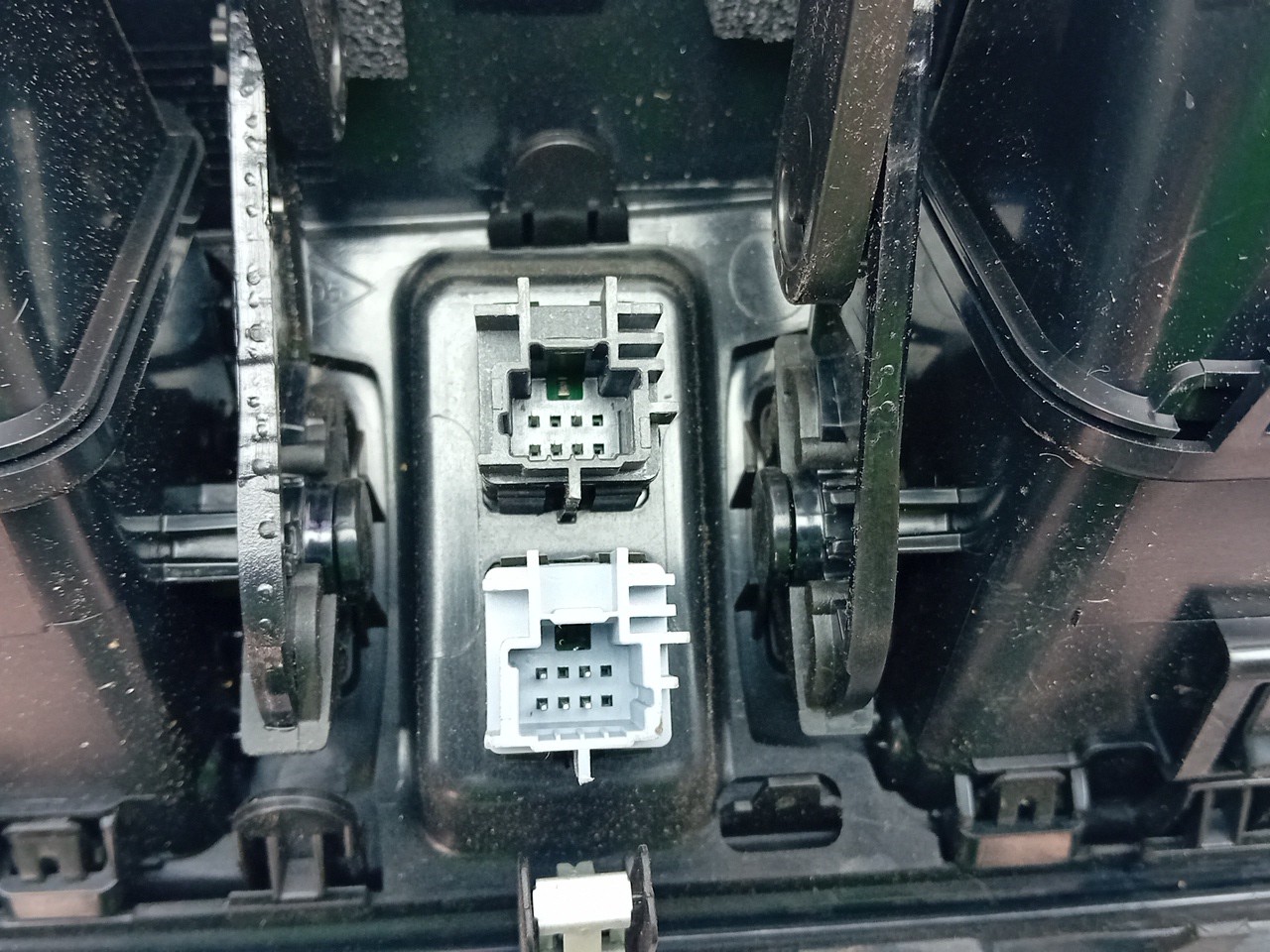 Diffuser / air vent RENAULT Kadjar (HA_, HL_) Imagem-2