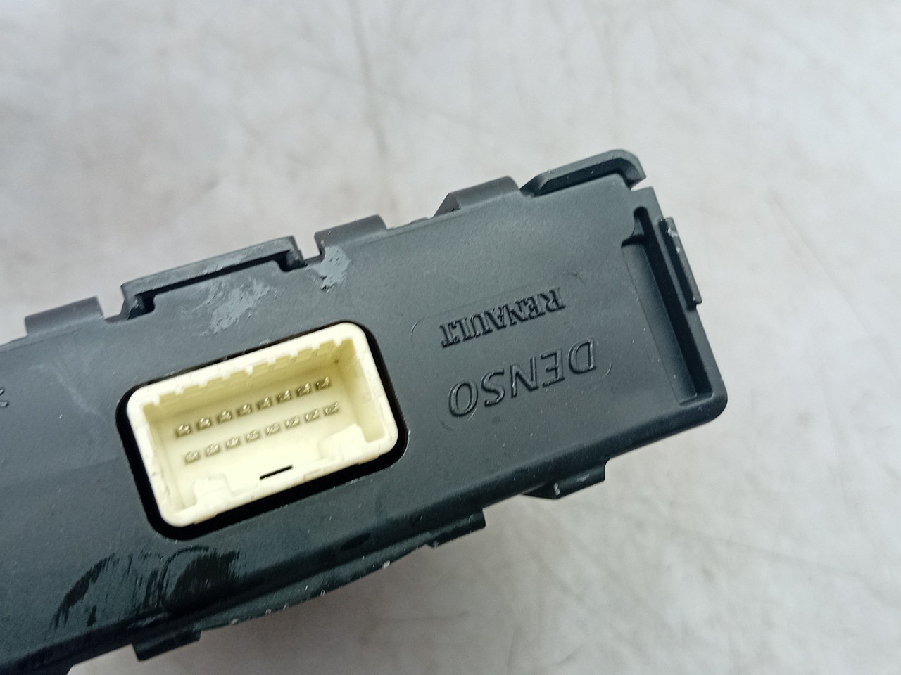 Comfort Unit Module RENAULT Zoe (BFM_) Imagem-2