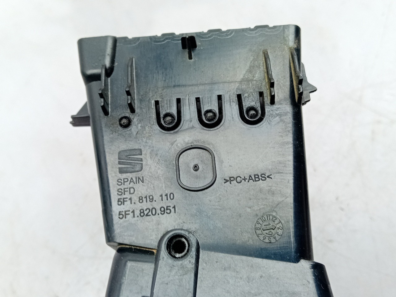 Diffuser / air vent SEAT Leon (5F1) Imagem-2