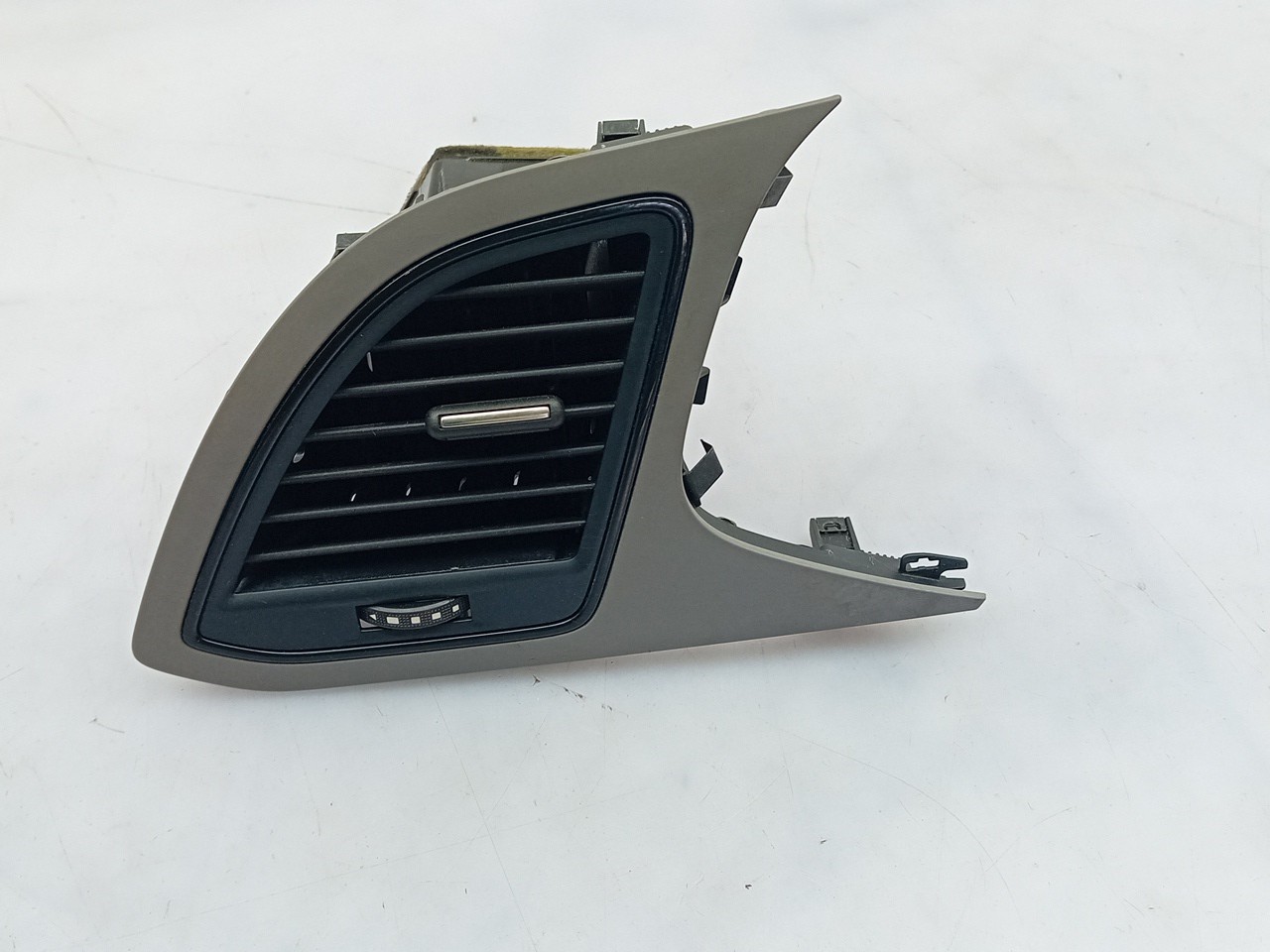 Diffuser / air vent