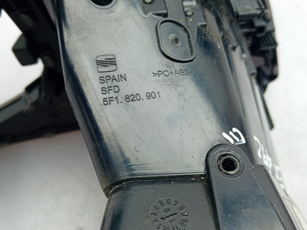 Difusor / salida de aire SEAT Leon (5F1) Imagem-2