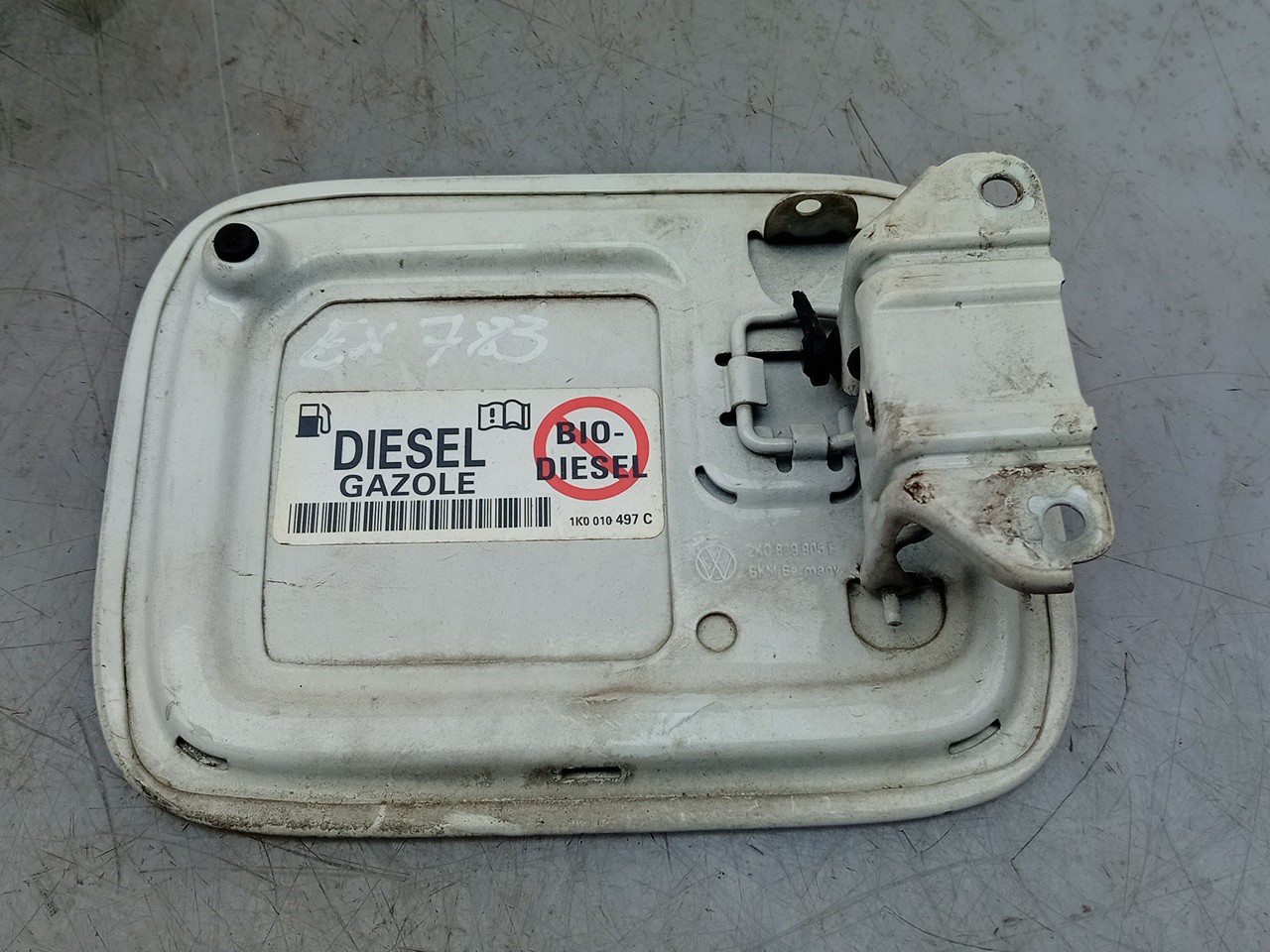 Bouchon/Volet De Trappe De Réservoir à Carburant  VOLKSWAGEN Caddy III Kombi (2KB, 2KJ, 2CB, 2CJ) Imagem-1