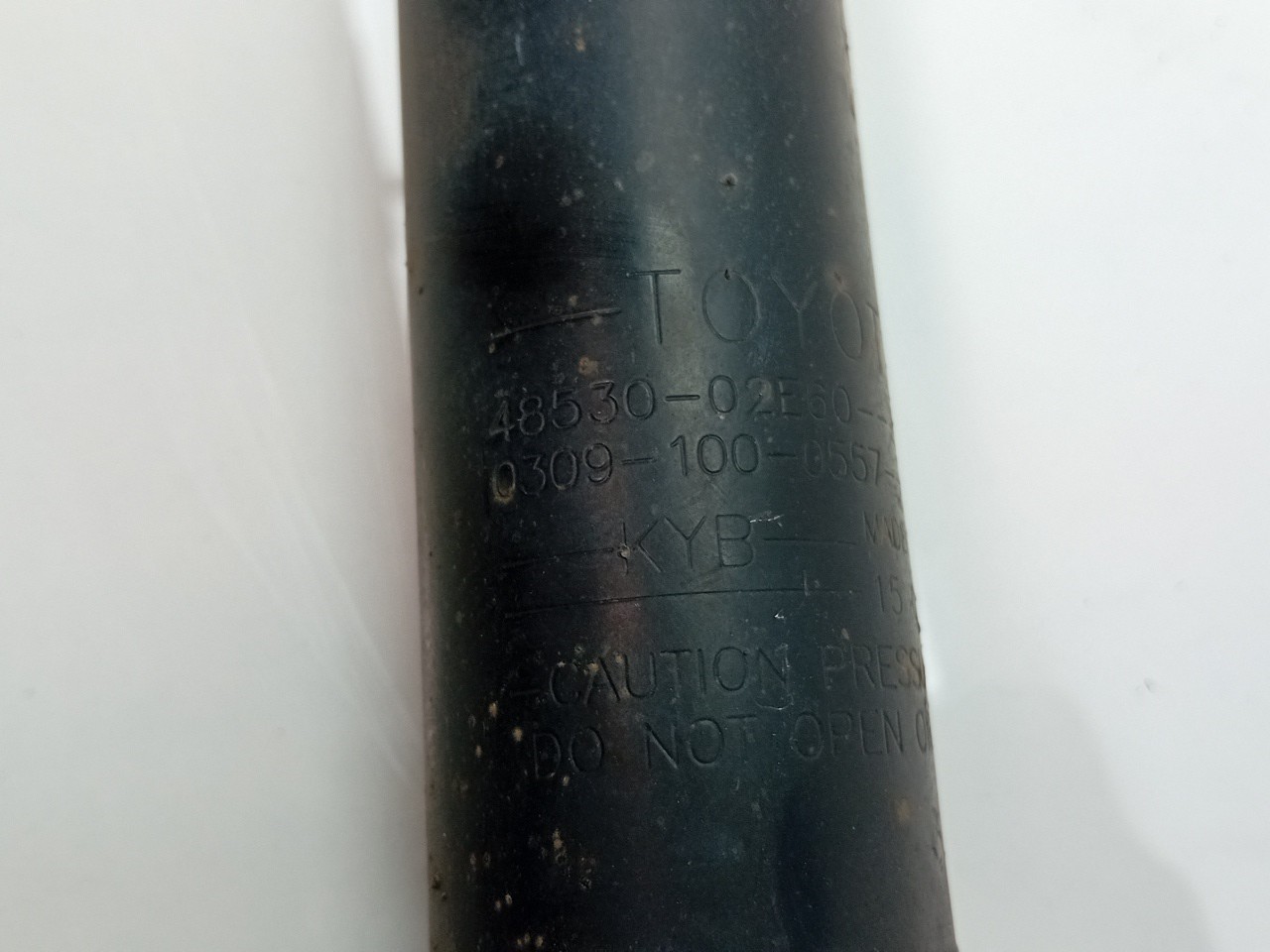 Left Rear Shock Absorber TOYOTA Auris Touring Sports (_E18_) Imagem-3