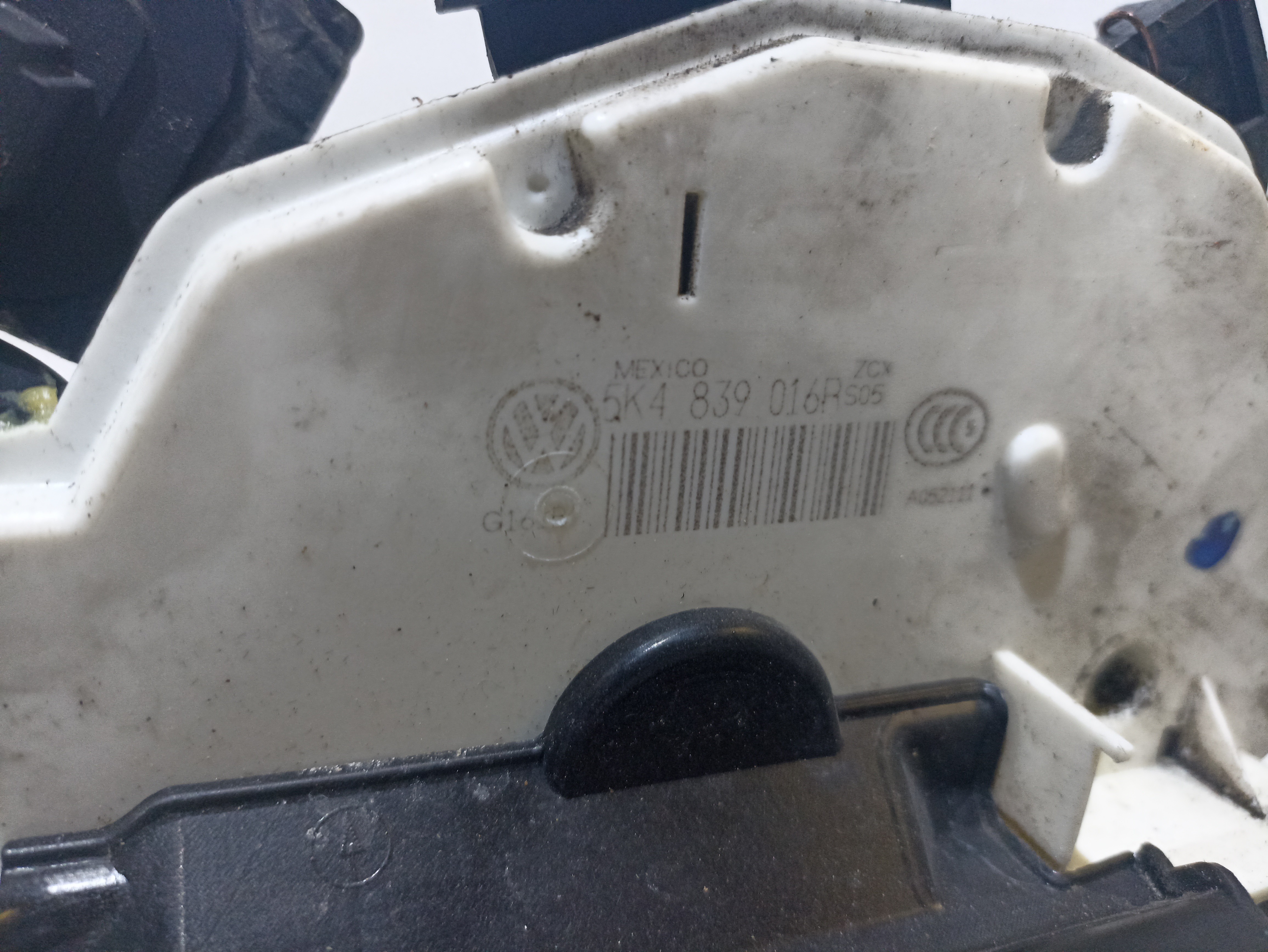 Fechadura / fecho porta trás direito VOLKSWAGEN Jetta IV (162, 163) Imagem-2