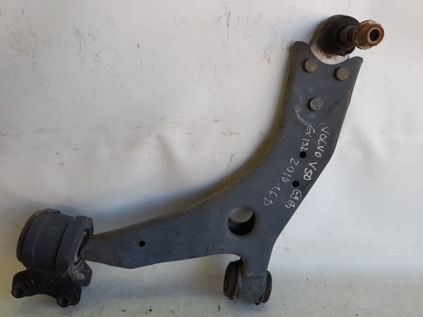 Left front suspension arm