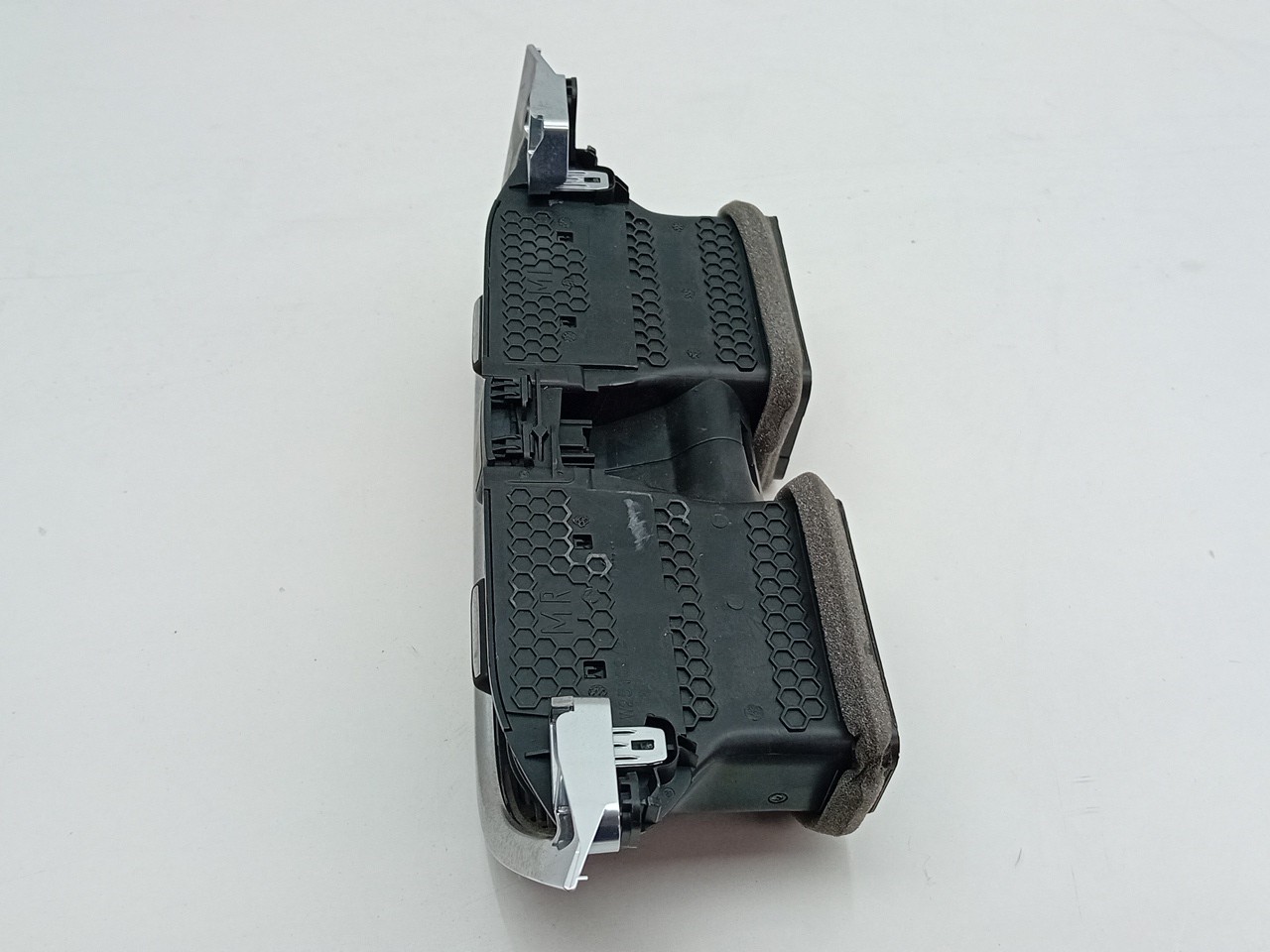 Difusor / salida de aire FORD Fiesta VII (HJ, HF) Imagem-1