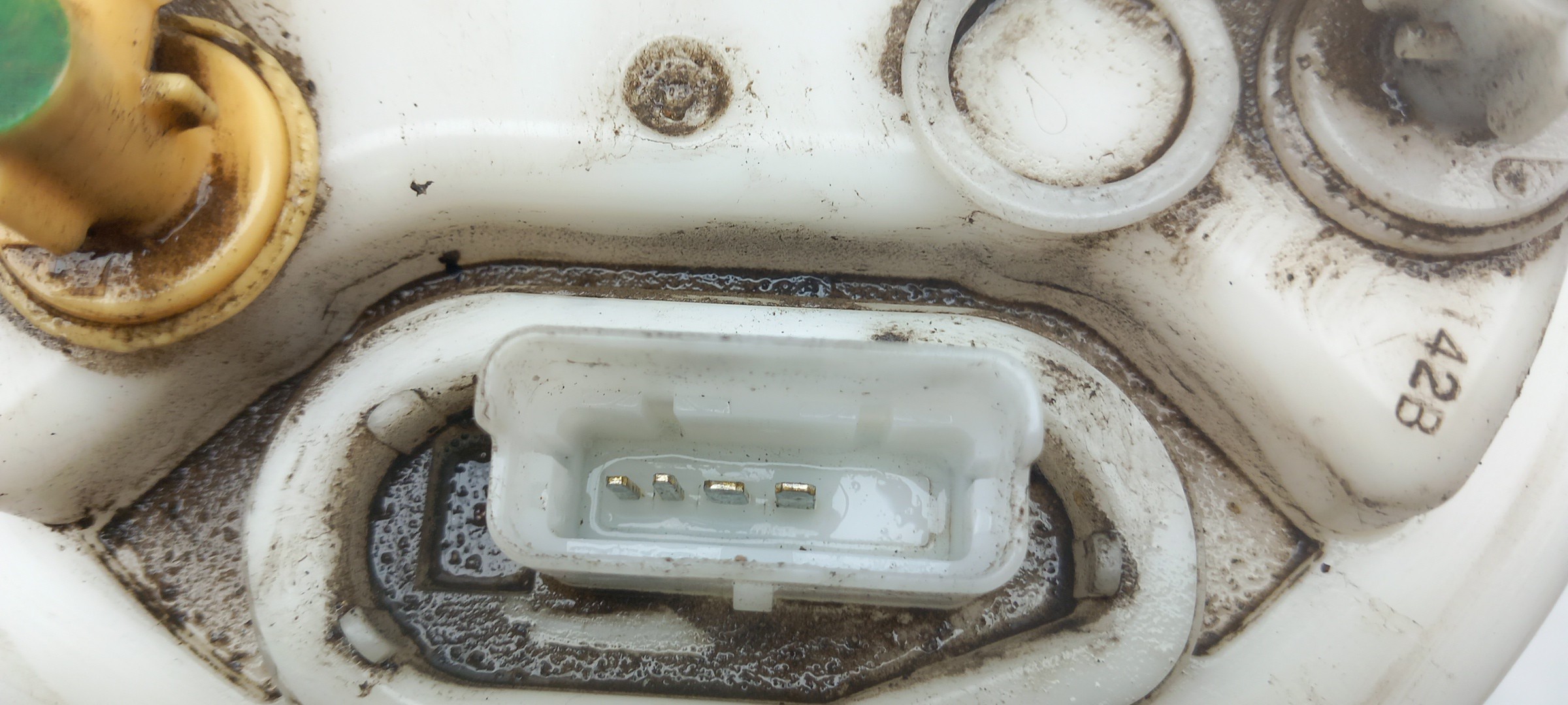 Fuel pump CITROËN C4 II (B7) Imagem-1