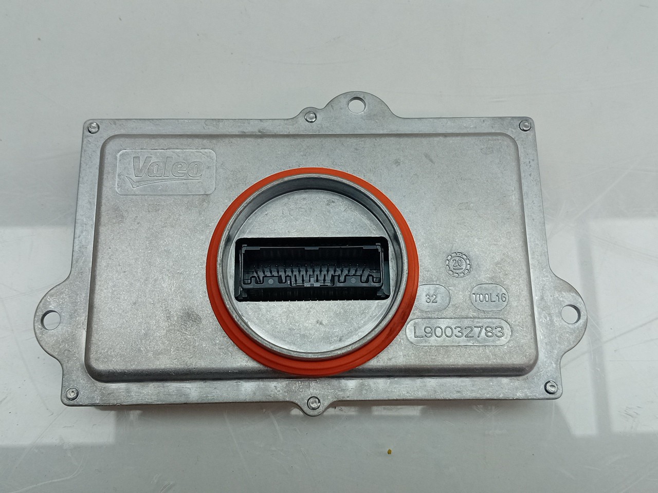 Lighting control unit / Lights ECU PEUGEOT 5008 II (M_) Imagem-1