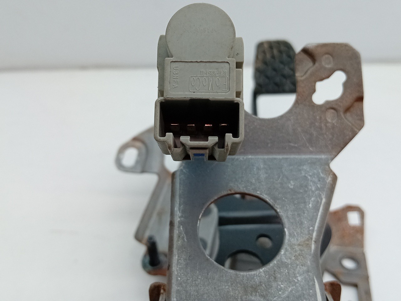 Pedal de freno FORD Fiesta VII (HJ, HF) Imagem-2