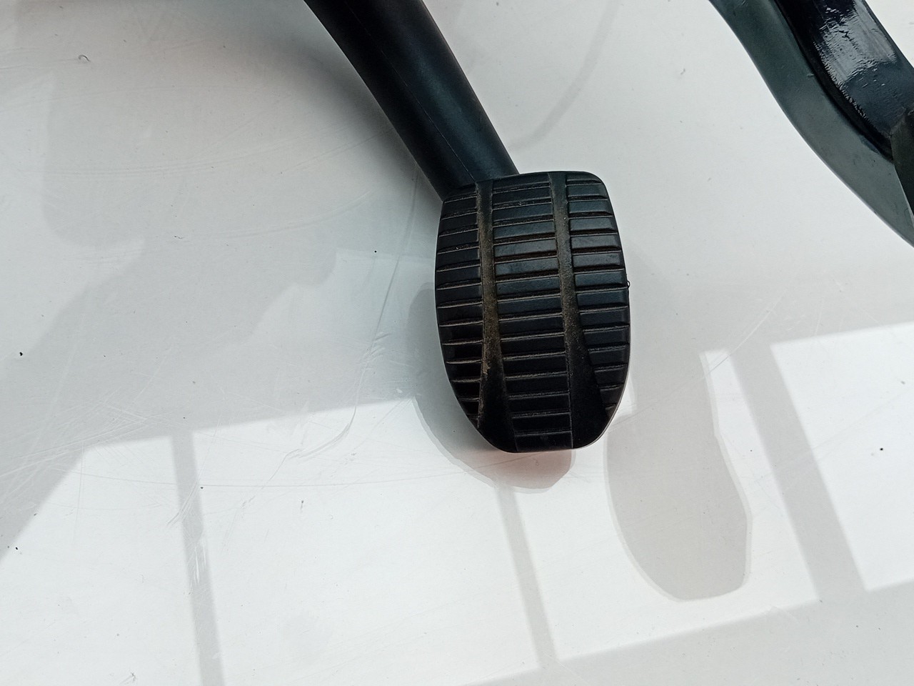 Clutch Pedal BMW 1 (F40) Imagem-1