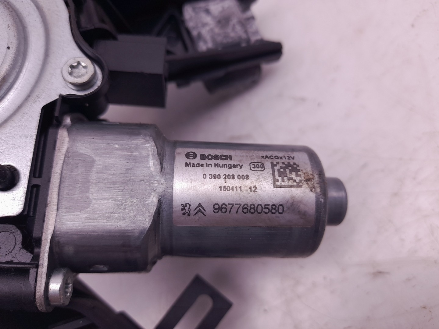 Motor limpiaparabrisas Trasero PEUGEOT 308 SW II Imagem-1