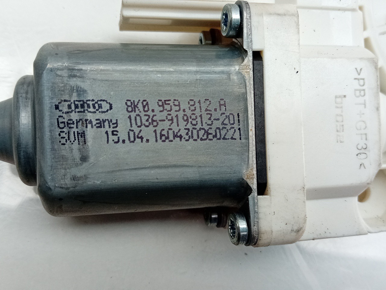 Moteur lève-vitre arrière Droite AUDI A1 Sportback (8XA, 8XF) Imagem-3