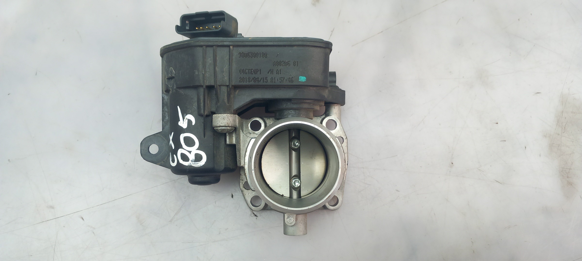 Throttle body