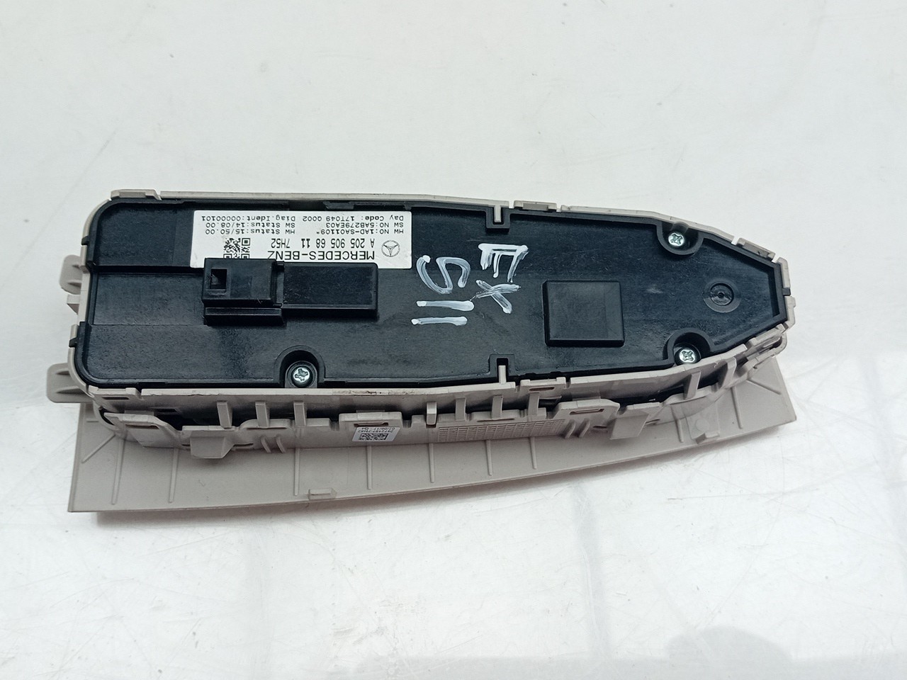 Left Front window control MERCEDES-BENZ Classe C (W205) Imagem-2