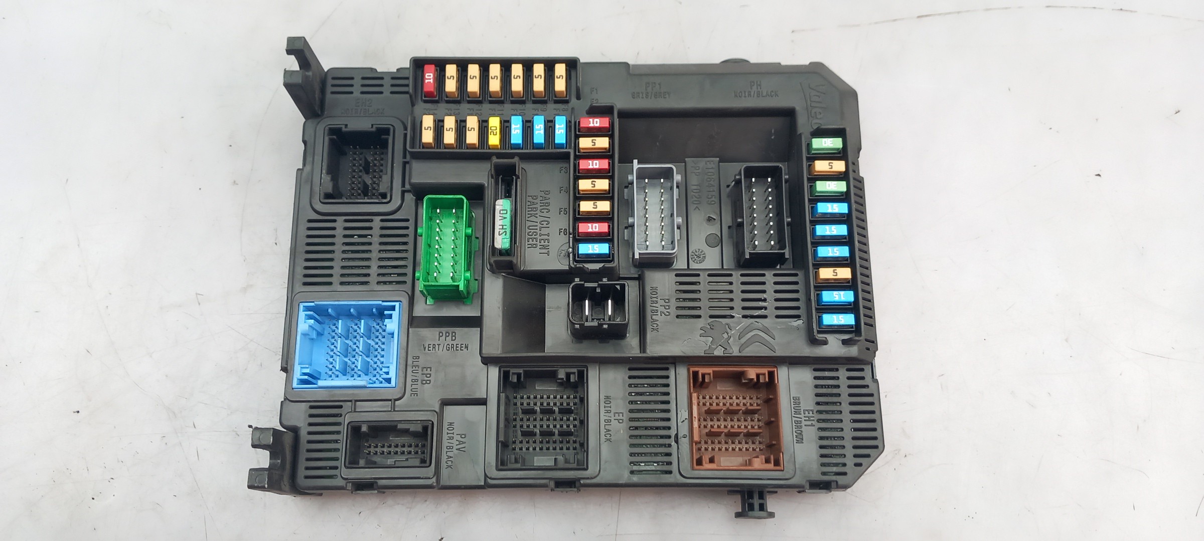 Fuse box / SAM / BSI