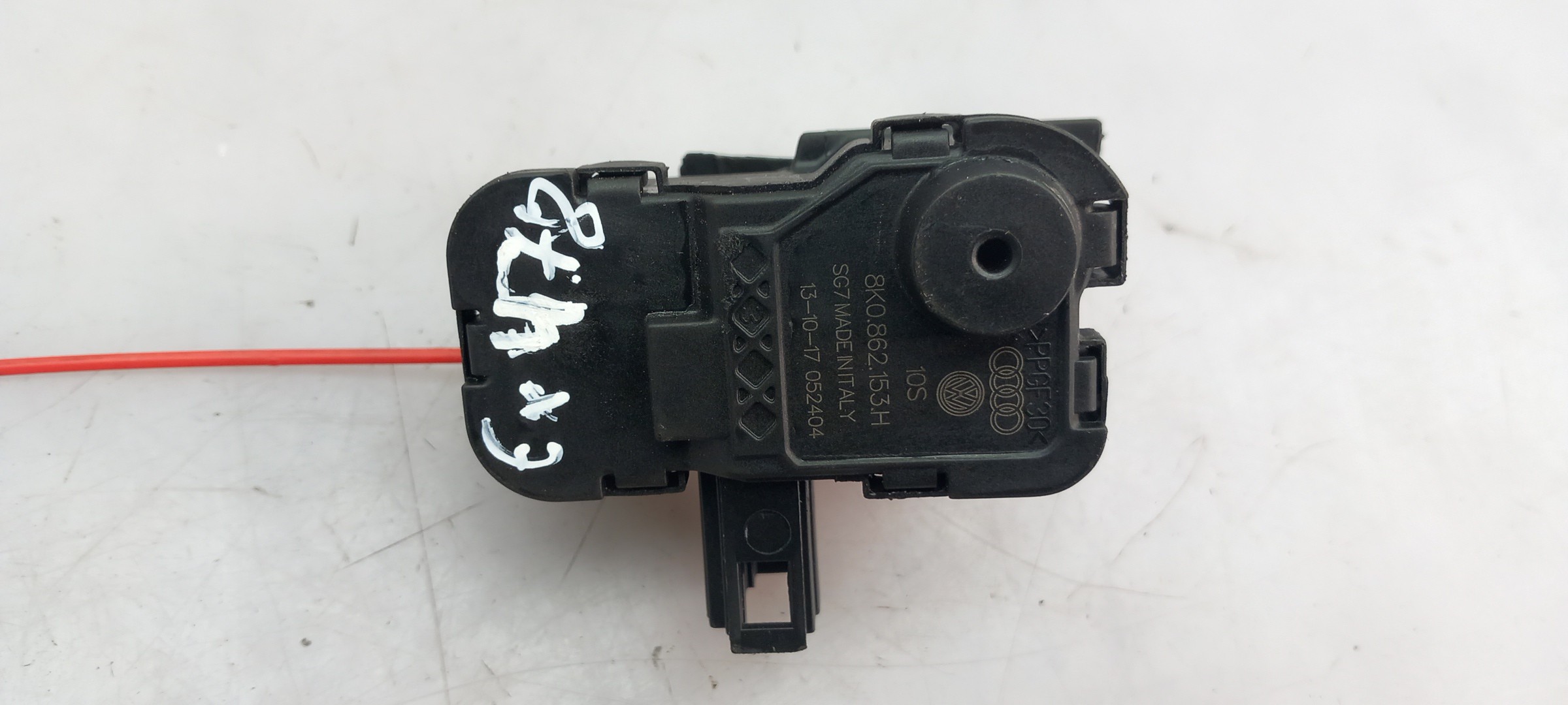 Tapa exterior combustible AUDI Q5 (8R) Imagem-1