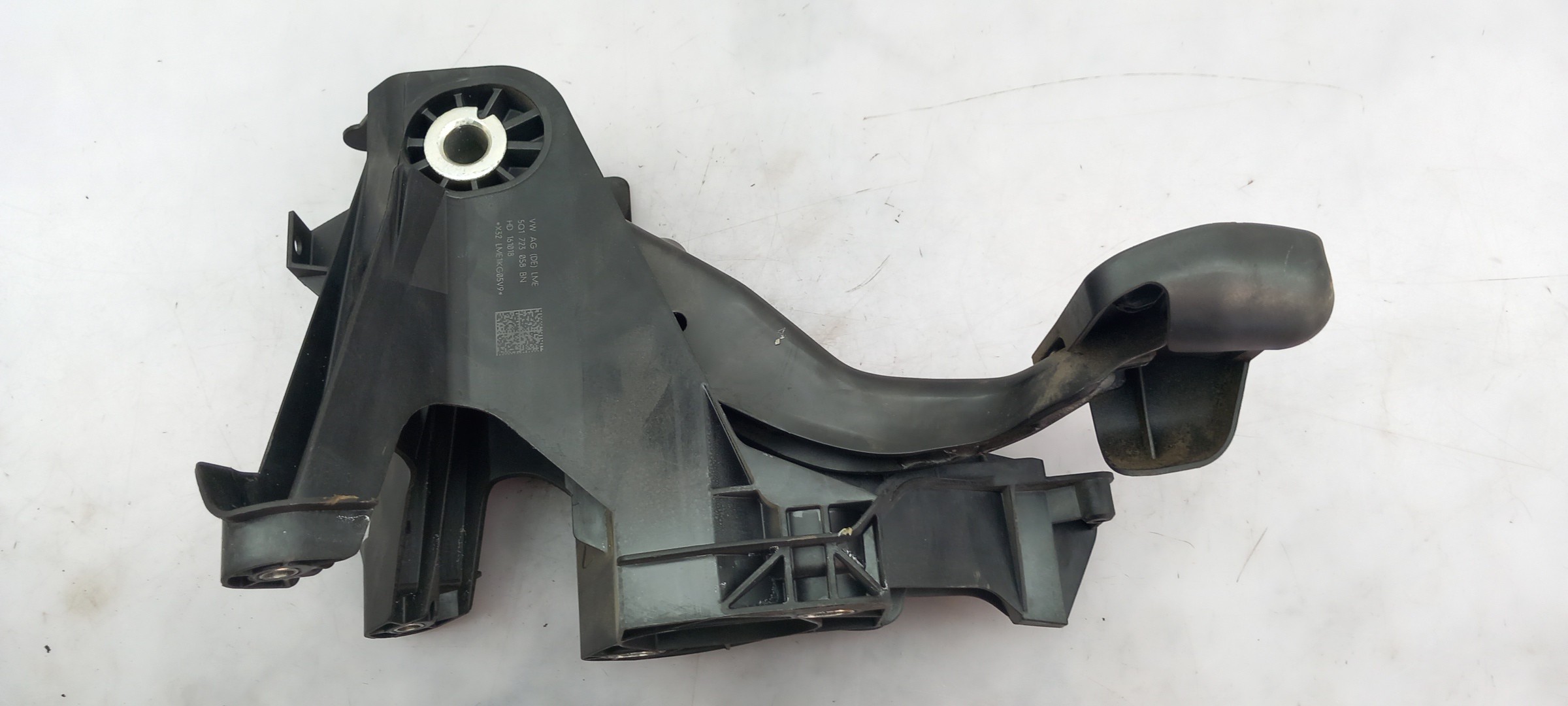 Pedal de freno VOLKSWAGEN Golf VII (5G1, BQ1, BE1, BE2) Imagem-2