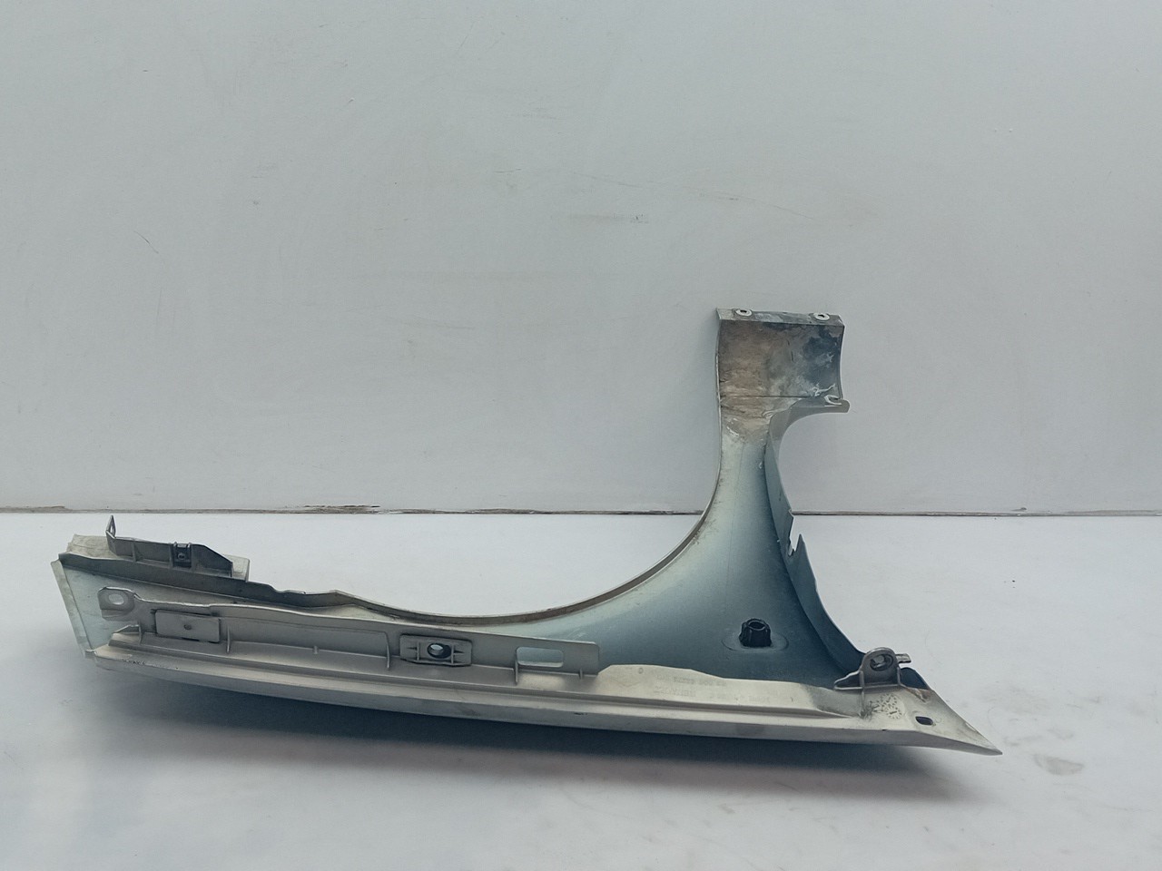 Guarda-lamas esquerdo RENAULT Clio II (BB0/1/2_, CB0/1/2_) Imagem-4