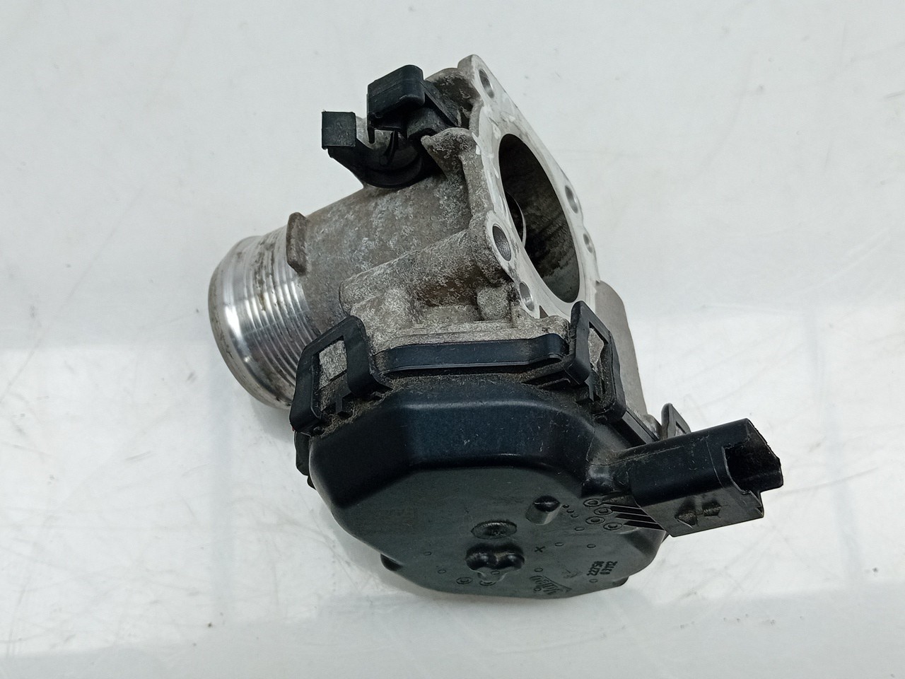 Throttle body PEUGEOT 308 SW II Van (LC_) Imagem-1