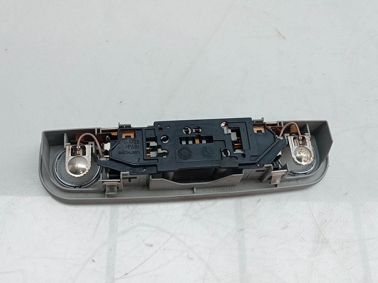 Front seat light AUDI A6 (4F2, C6) Imagem-2