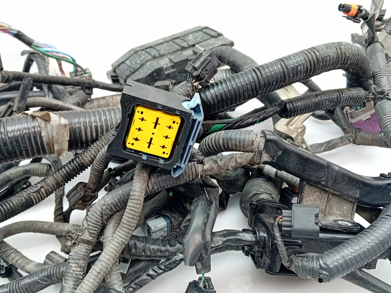 Engine electrical installation / engine wiring NISSAN X-Trail (T32) Imagem-1
