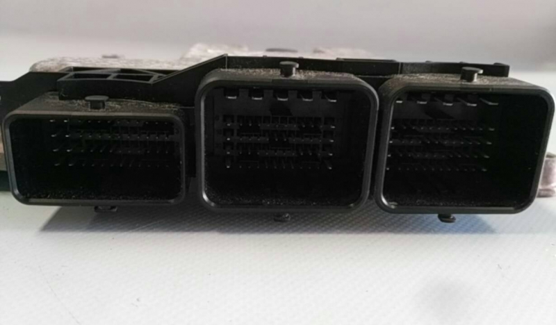 Centralina motor / ECU PEUGEOT 208 Imagem-2