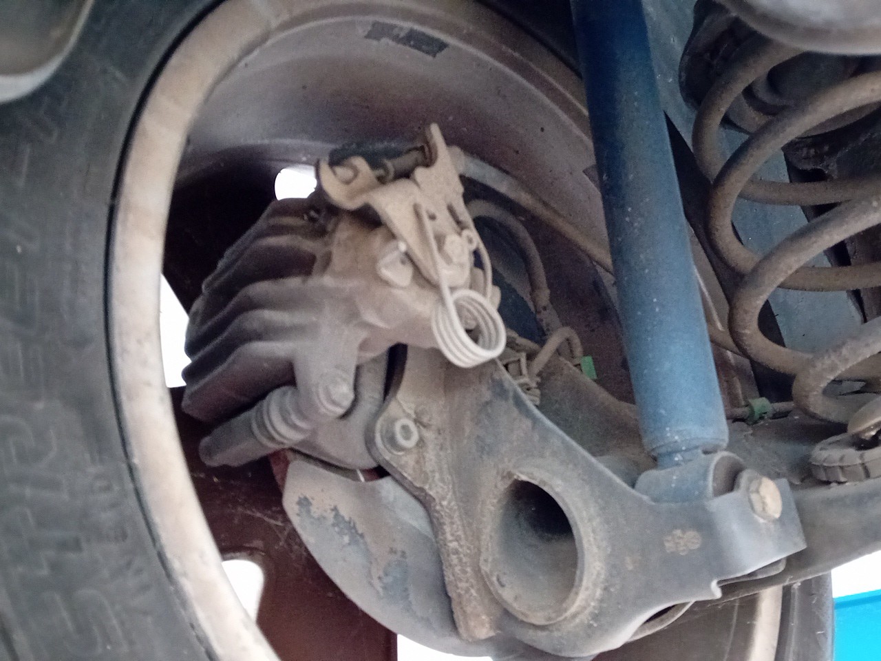 Left rear Brake Caliper