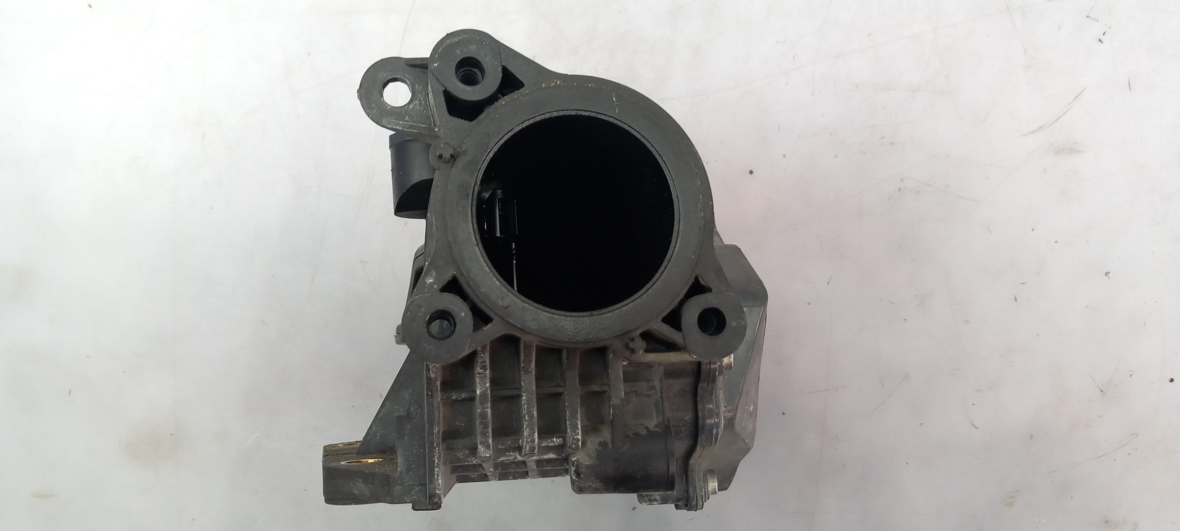 Throttle body NISSAN X-Trail (T32) Imagem-1