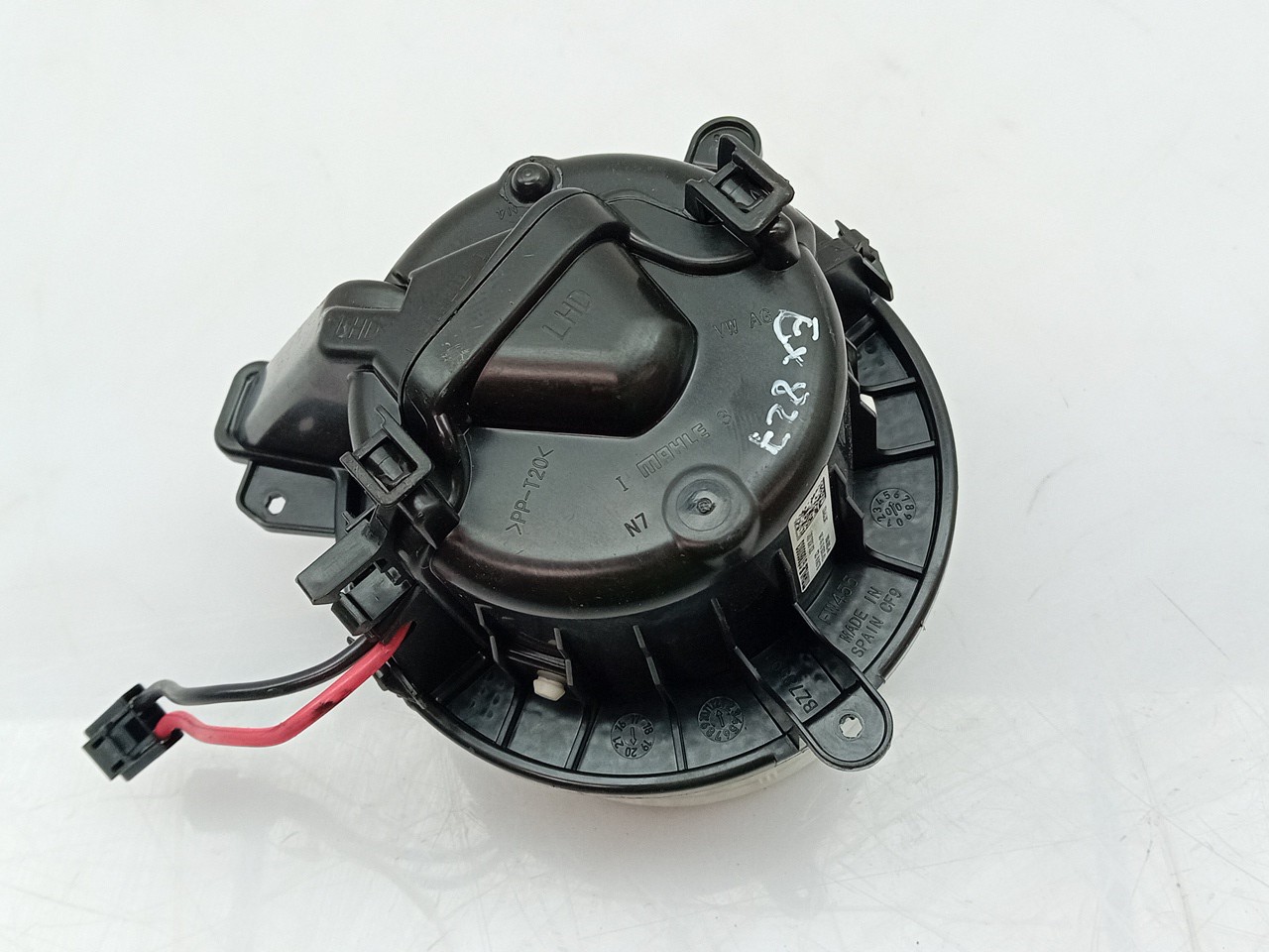 Heater Blower Motor VOLKSWAGEN Polo (AW1) Imagem-1