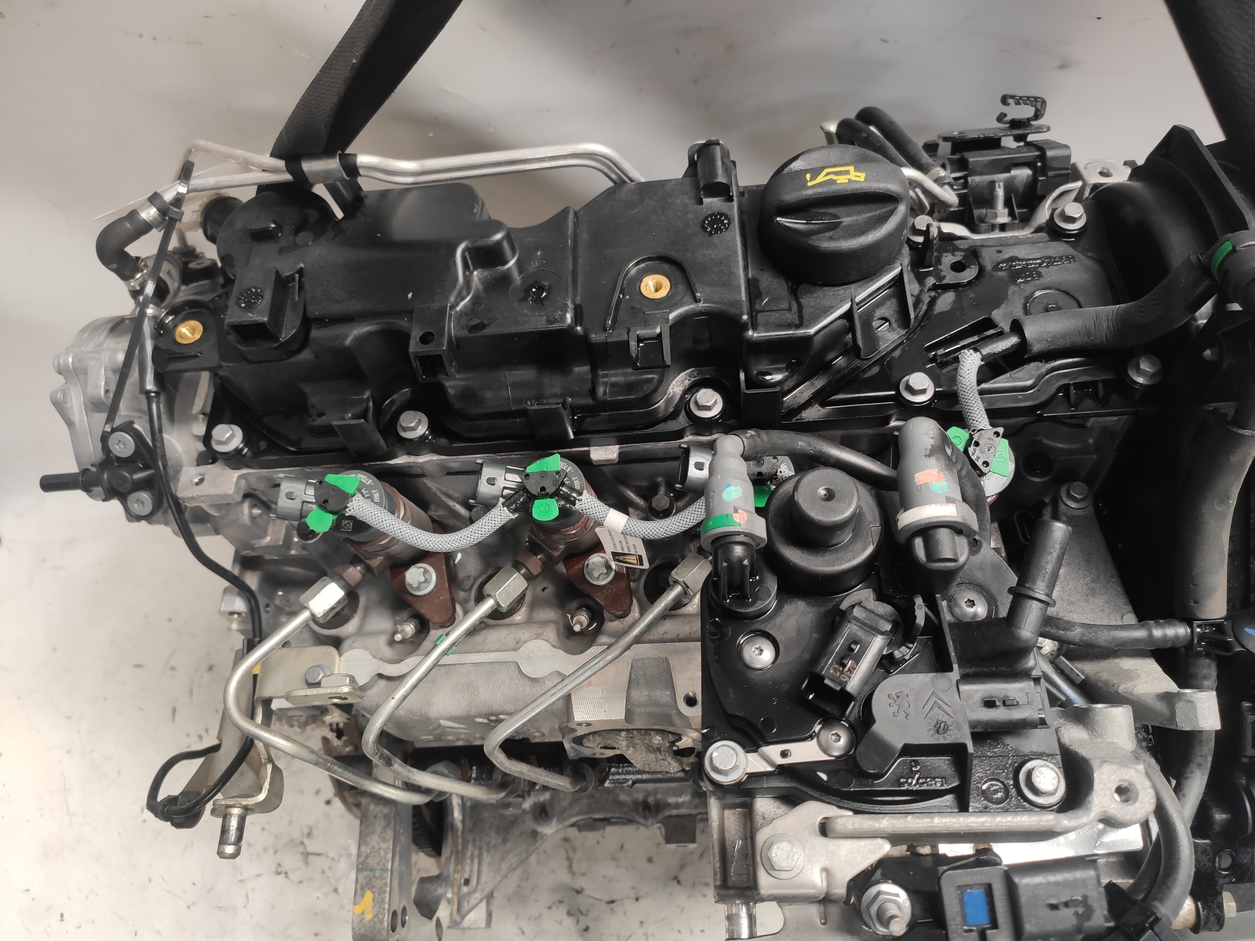 Motor completo PEUGEOT 208 Imagem-1