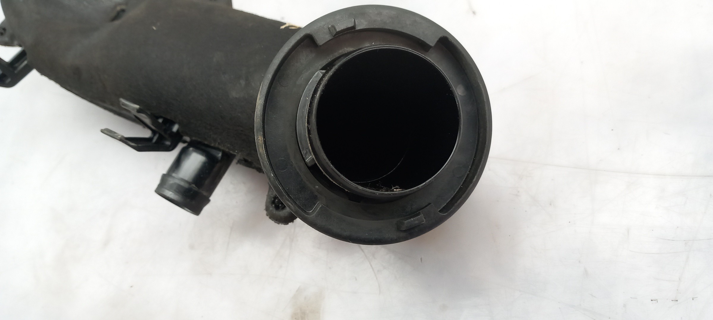 Intercooler pipe VOLKSWAGEN Polo (AW1) Imagem-2