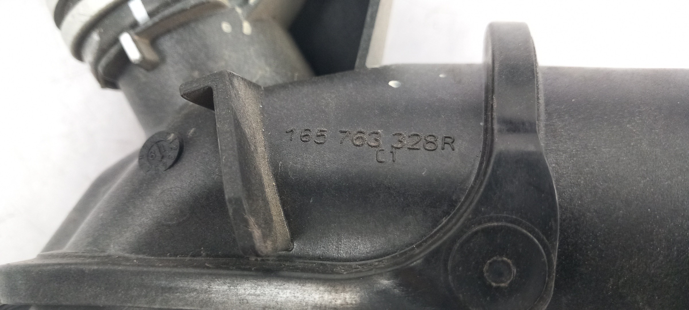 Tubo intercooler NISSAN Micra V (K14) Imagem-3