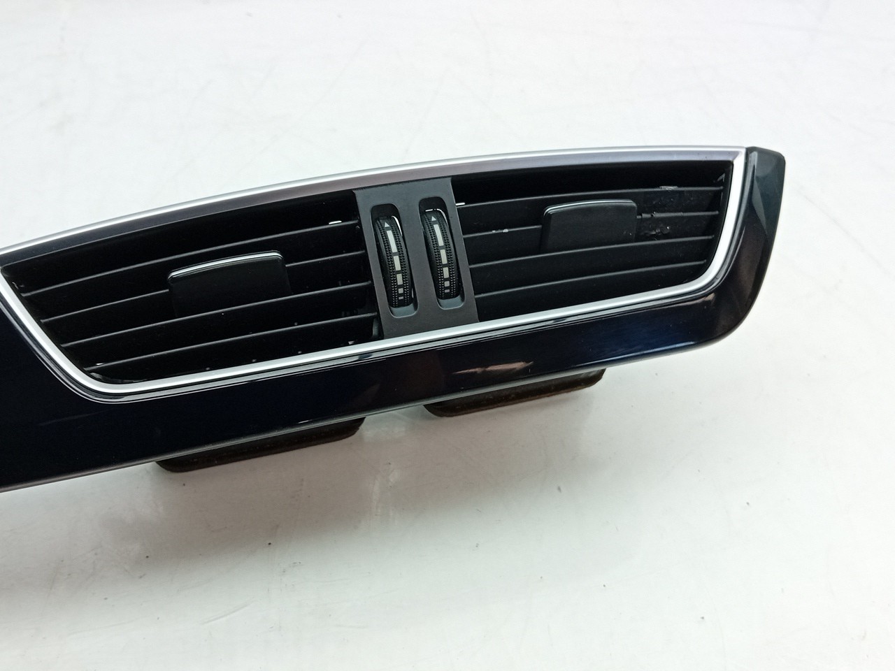 Diffuseur / sortie d’air MERCEDES-BENZ Classe C (W204) Imagem-1