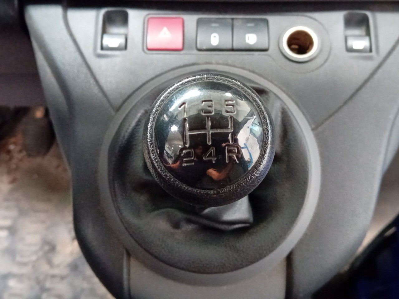 Pomo / fuelle de cambios CITROËN Berlingo (B9) Imagem-1