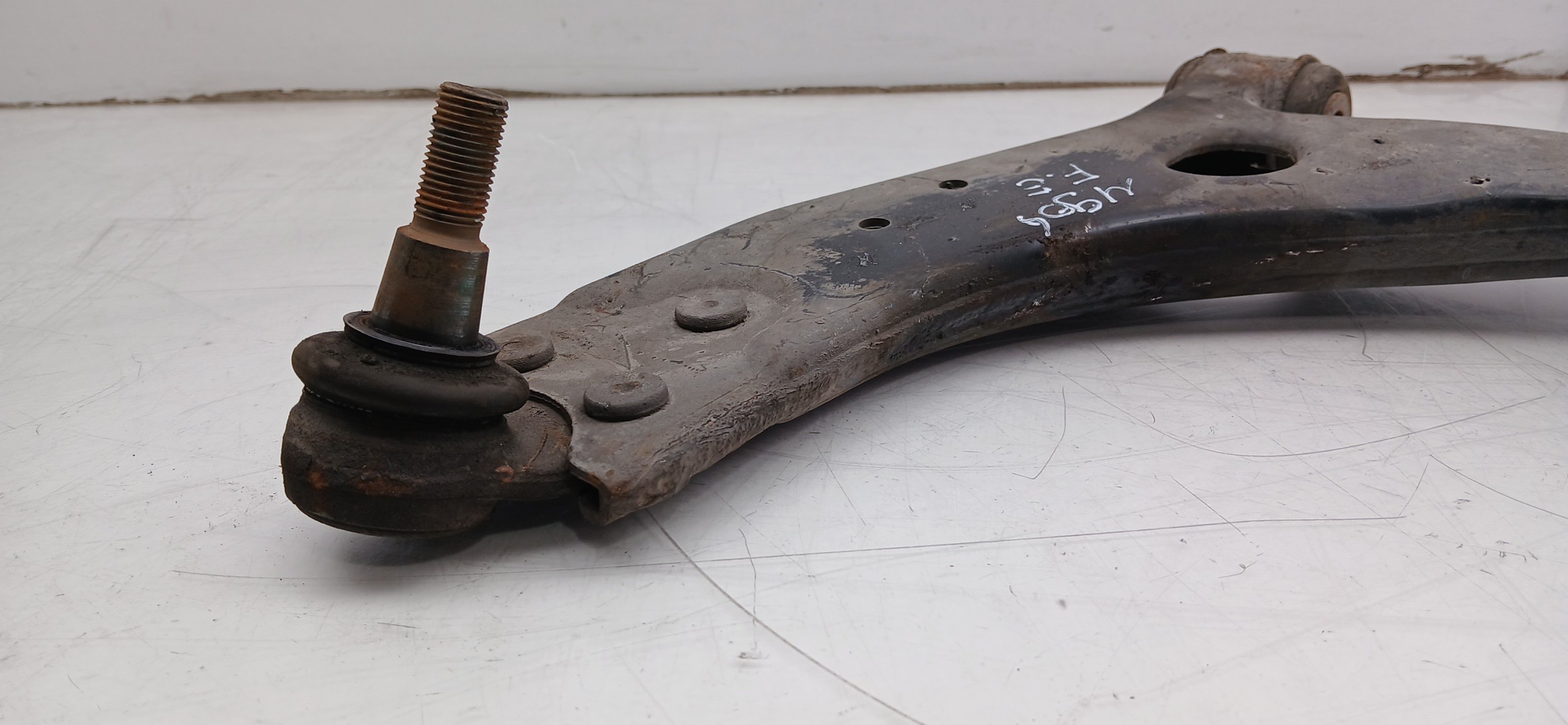 Left front suspension arm FORD Focus II (DA_) Imagem-1