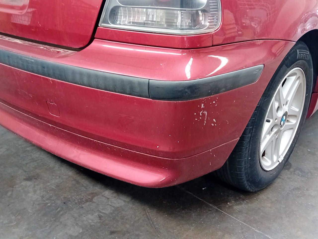 Parachoques Trasero BMW 3 Compact (E46) Imagem-1