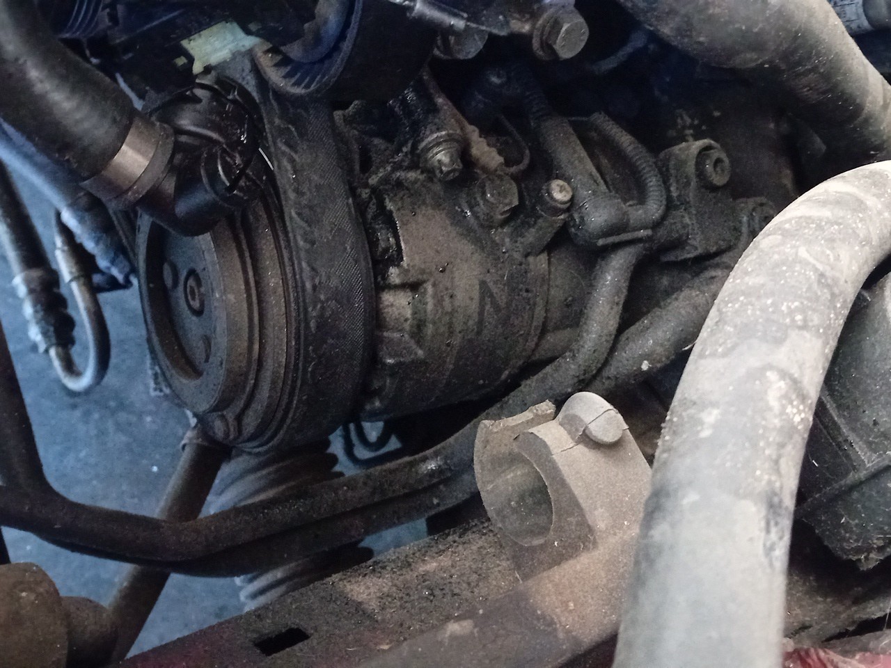 AC compressor