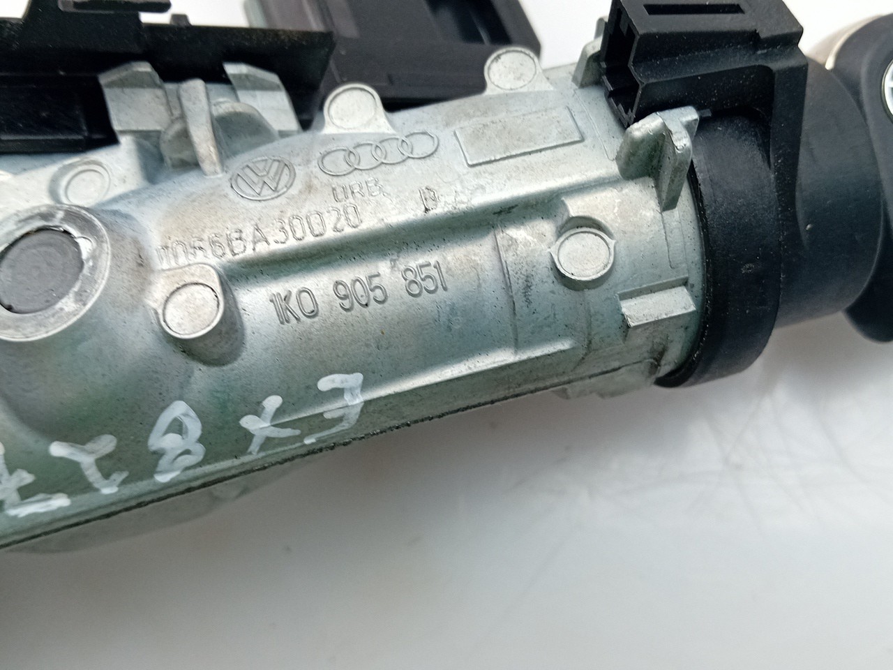 Ignition barrel VOLKSWAGEN Polo (AW1) Imagem-3