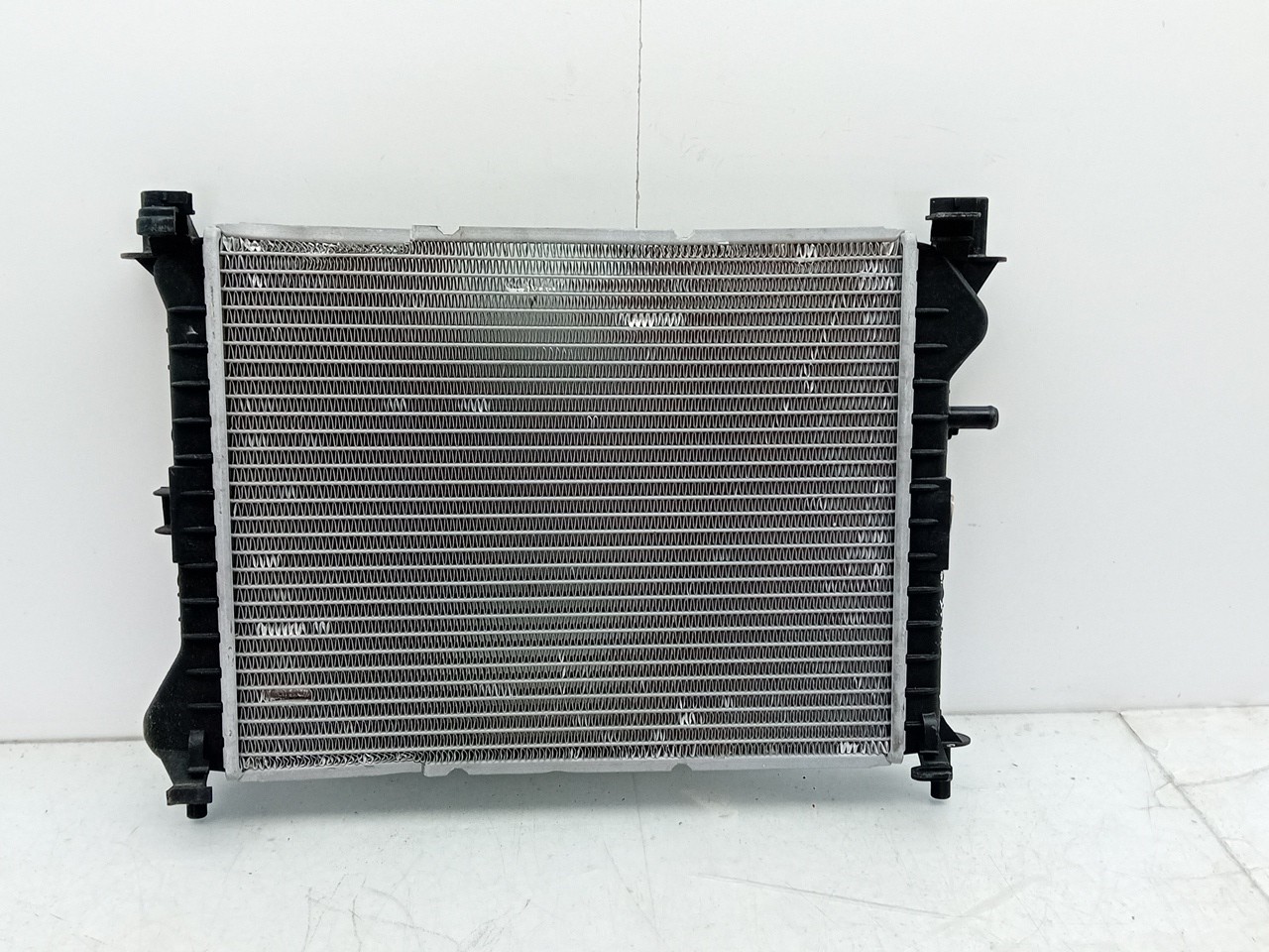 Radiador de agua FORD Focus I (DAW, DBW) Imagem-1