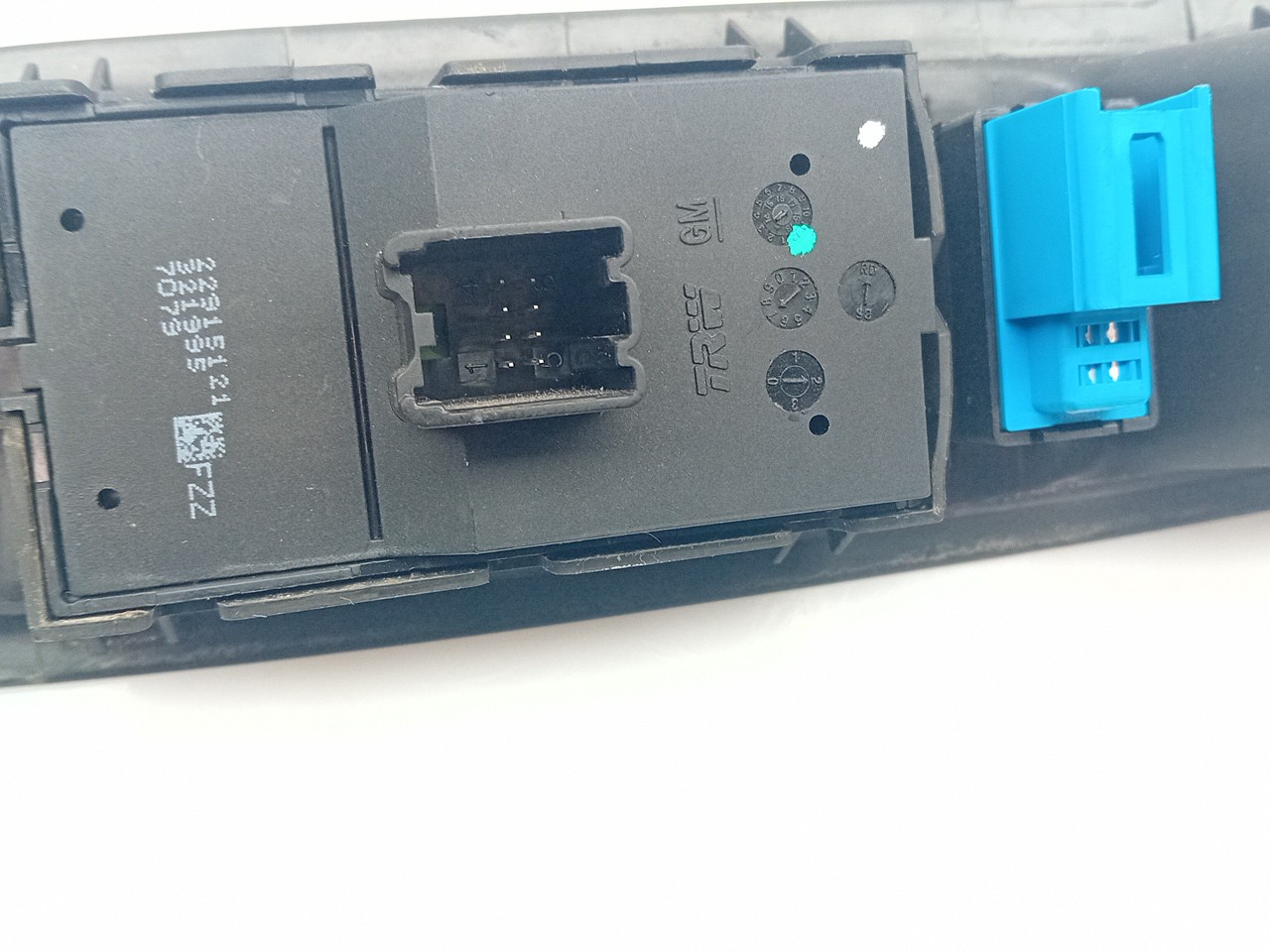 Comando / botão / interruptor vidros frente esquerdo OPEL Mokka / Mokka X Imagem-2